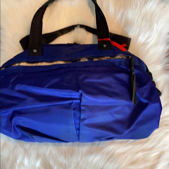 Sale! Lululemon work out bag - Picture 5 of 7